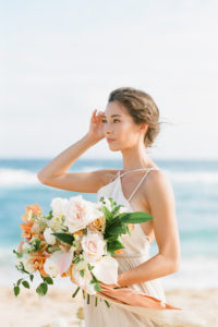 tropical Hawaii bride